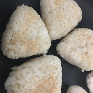 冷凍庫にストック！おやつにも！美味しい焼きおにぎり